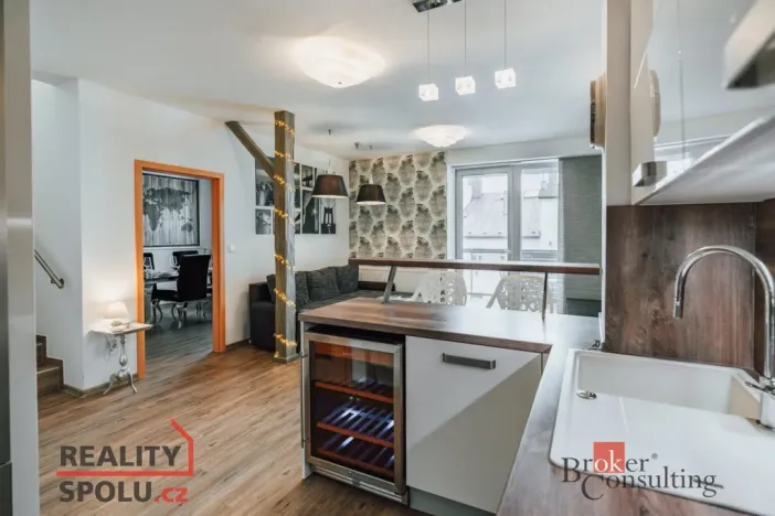 Pronájem bytu 4+kk, Jihlava, Věžní, 95 m2