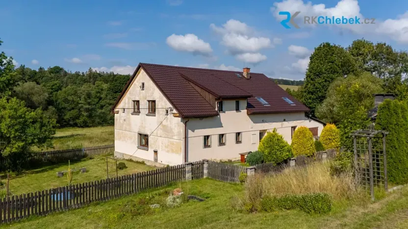 Prodej rodinného domu, Lomnice, 180 m2