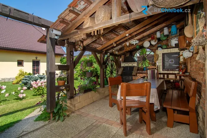 Prodej rodinného domu, Kozlovice, 283 m2