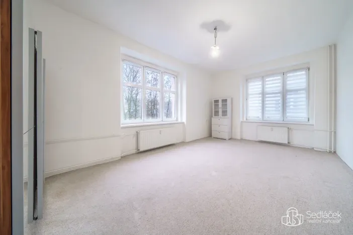 Prodej bytu 3+1, Karlovy Vary - Drahovice, Vítězná, 93 m2