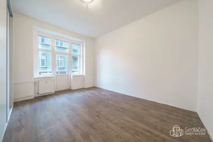 Prodej bytu 3+1, Karlovy Vary - Drahovice, Vítězná, 93 m2