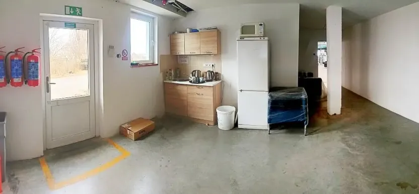 Pronájem skladu, Osov, 2385 m2