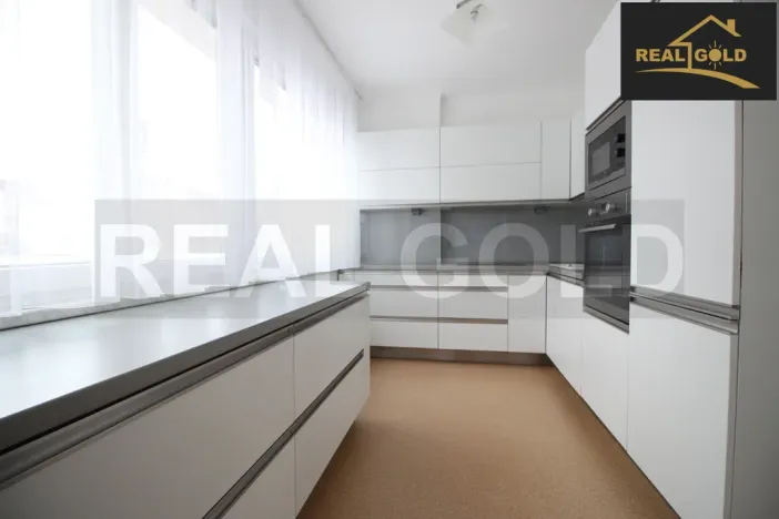 Pronájem bytu 3+1, Třebíč, Schöllhornova, 68 m2