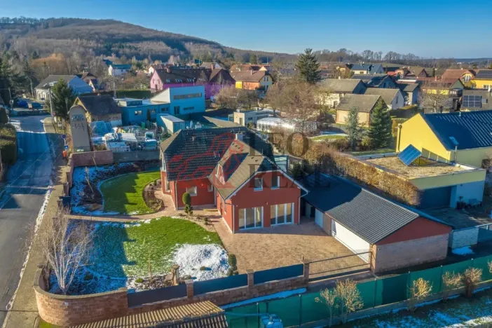 Prodej rodinného domu, Mladá Boleslav - Jemníky, 227 m2