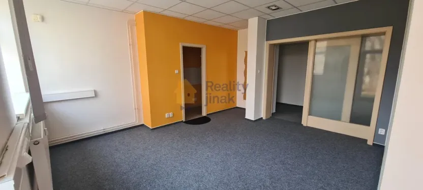 Pronájem kanceláře, Brno - Řečkovice, Novoměstská, 137 m2