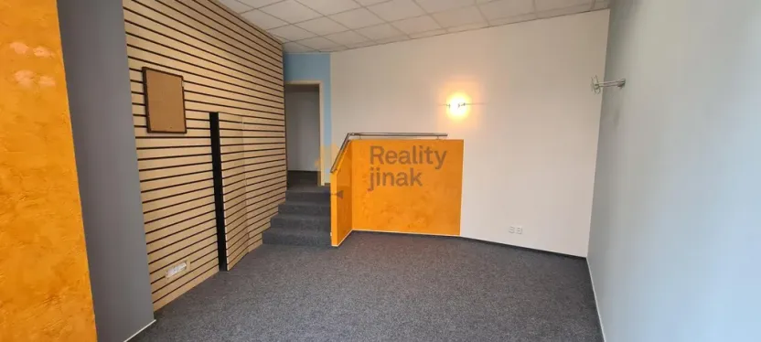 Pronájem kanceláře, Brno - Řečkovice, Novoměstská, 137 m2