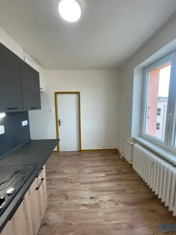 Pronájem bytu 2+1, Jirkov, Karla Čapka, 51 m2