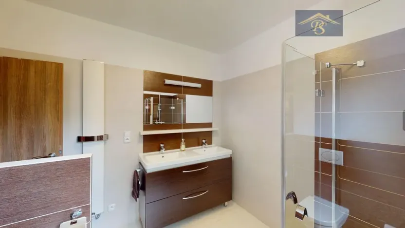 Prodej rodinného domu, Líbeznice, Školská, 186 m2