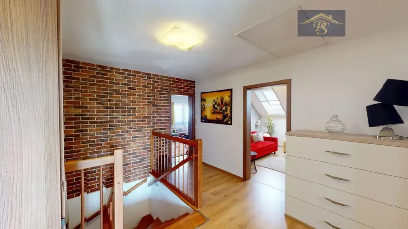 Prodej rodinného domu, Líbeznice, Školská, 186 m2