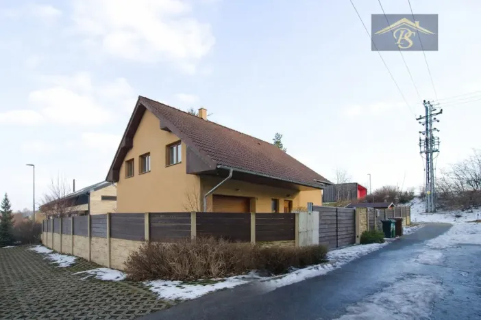 Prodej rodinného domu, Líbeznice, Školská, 186 m2