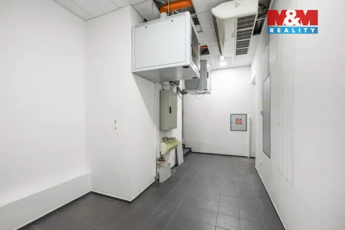 Pronájem kanceláře, Kladno, Čechova, 167 m2