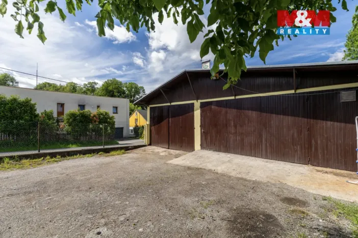 Prodej obchodního prostoru, Staříč, 92 m2