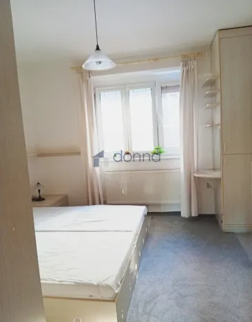 Pronájem bytu 2+kk, Praha, Ve struhách, 50 m2