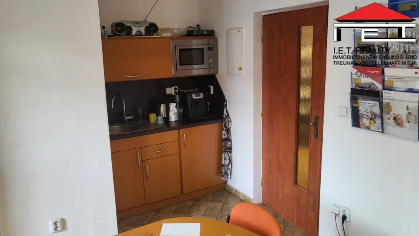 Pronájem obchodního prostoru, Ostrava, Sokolská třída, 100 m2