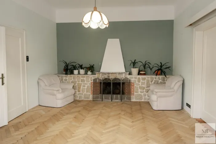 Prodej bytu 4+1, Karlovy Vary, Krále Jiřího, 171 m2