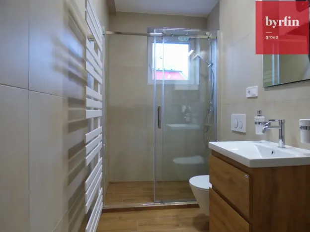 Pronájem bytu 2+kk, Opava, Těšínská, 36 m2