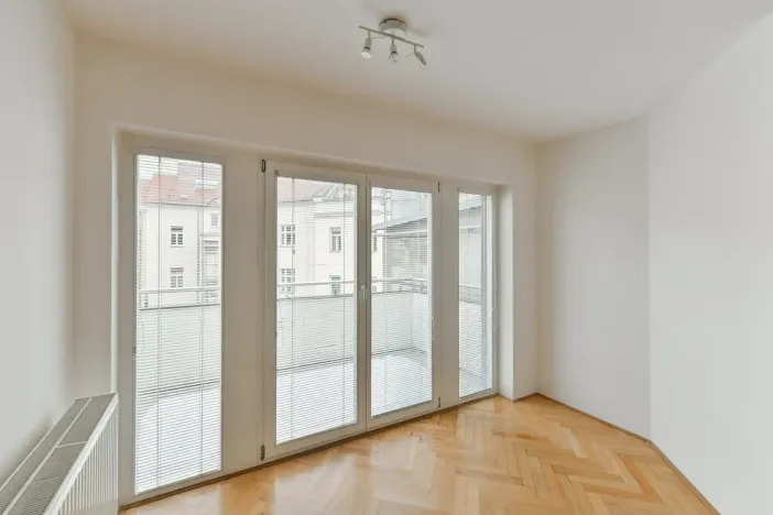 Pronájem bytu 2+kk, Praha - Vršovice, Bulharská, 72 m2