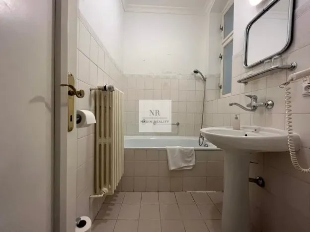 Pronájem ubytování, Karlovy Vary, Tržiště, 1316 m2