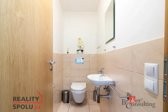 Pronájem bytu 3+kk, Praha - Řeporyje, Wiesenthalova, 76 m2