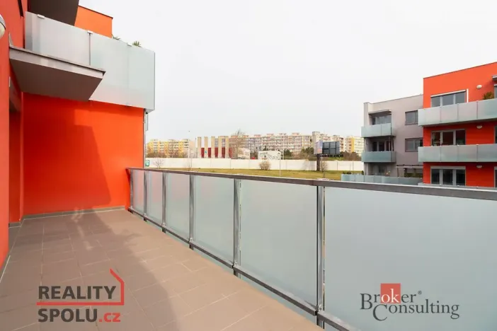 Pronájem bytu 3+kk, Praha - Řeporyje, Wiesenthalova, 76 m2