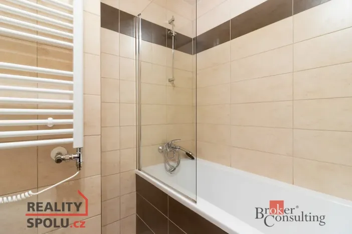 Pronájem bytu 3+kk, Praha - Řeporyje, Wiesenthalova, 76 m2