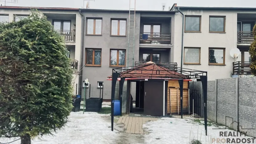 Prodej rodinného domu, Návsí, Jahodová, 240 m2