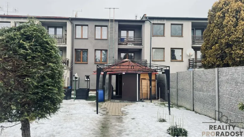 Prodej rodinného domu, Návsí, Jahodová, 240 m2