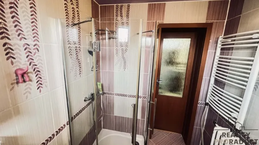 Prodej rodinného domu, Návsí, Jahodová, 240 m2