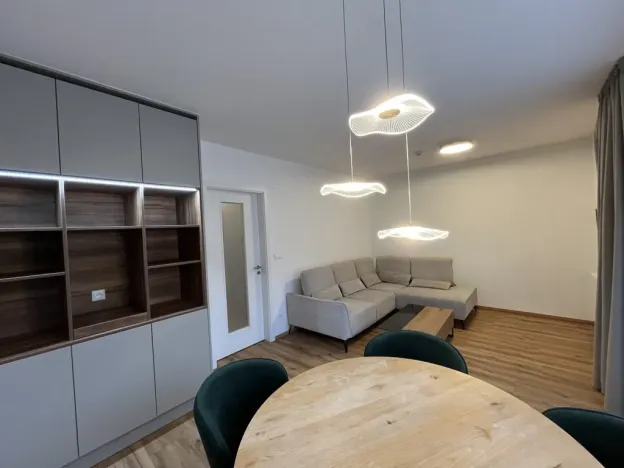 Pronájem bytu 3+kk, Český Krumlov, Za Jitonou, 76 m2