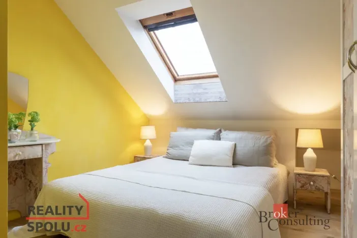 Prodej bytu 3+1, Lednice, Komenského, 68 m2