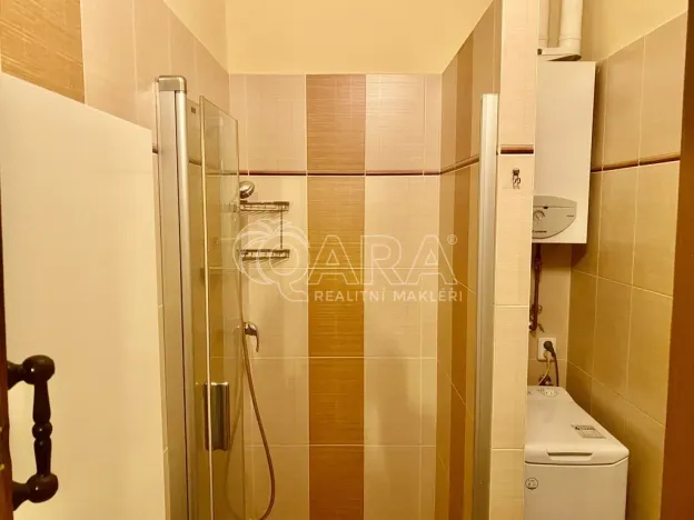 Pronájem bytu 1+1, Praha - Vršovice, Ruská, 46 m2