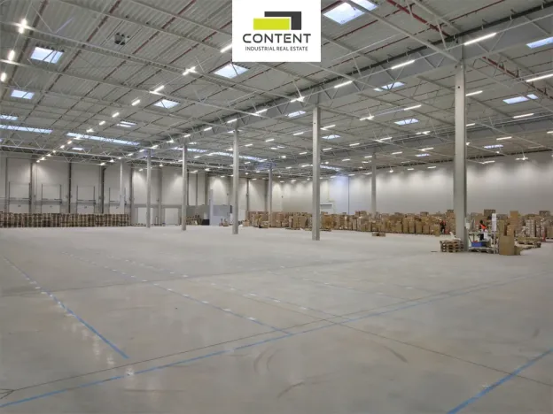 Pronájem skladu, Vystrkov, 7500 m2
