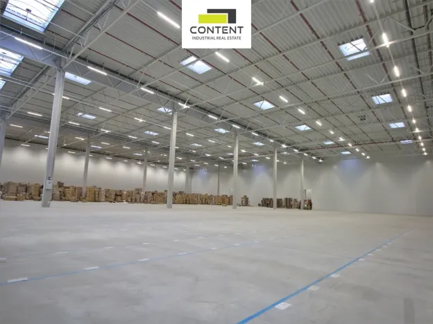 Pronájem skladu, Vystrkov, 7500 m2
