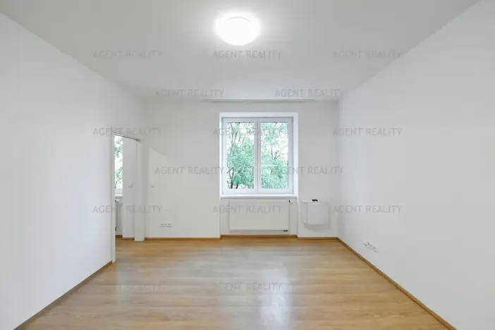 Pronájem bytu 2+kk, Praha - Holešovice, V závětří, 44 m2