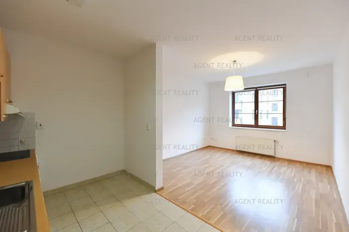 Pronájem bytu 2+kk, Praha - Břevnov, Slavníkova, 57 m2