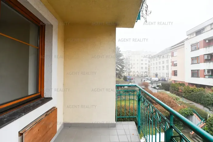 Pronájem bytu 2+kk, Praha - Břevnov, Slavníkova, 57 m2