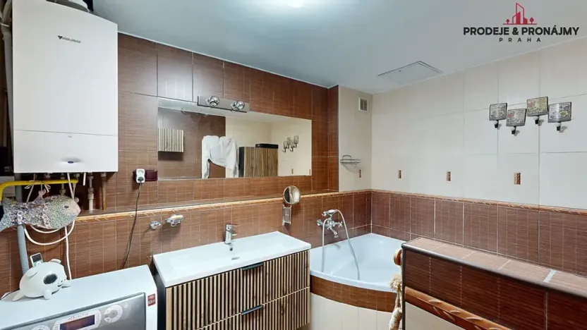 Prodej bytu 4+kk, Praha - Karlín, Sokolovská, 92 m2