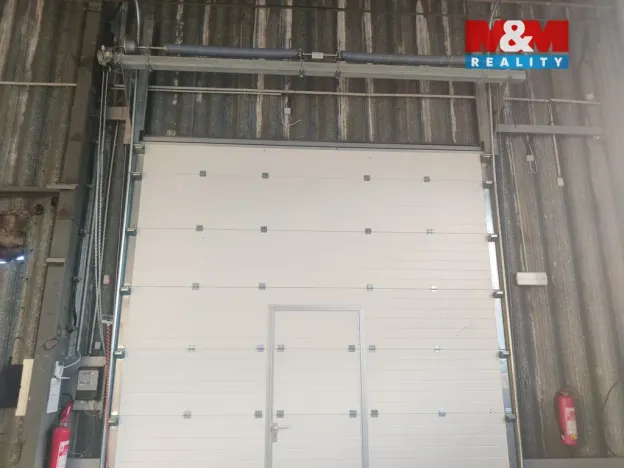 Pronájem skladu, Veleň, K Cihelně, 1100 m2