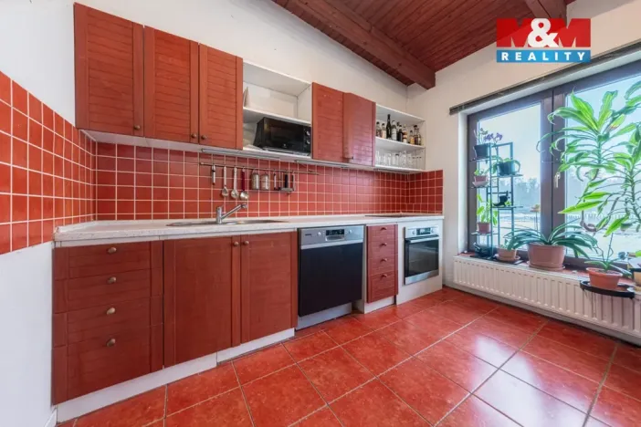 Prodej rodinného domu, Hradešín, 350 m2