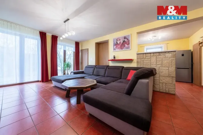 Prodej rodinného domu, Hradešín, 350 m2