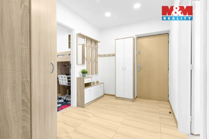 Prodej bytu 3+1, Tábor, Trocnovská, 80 m2