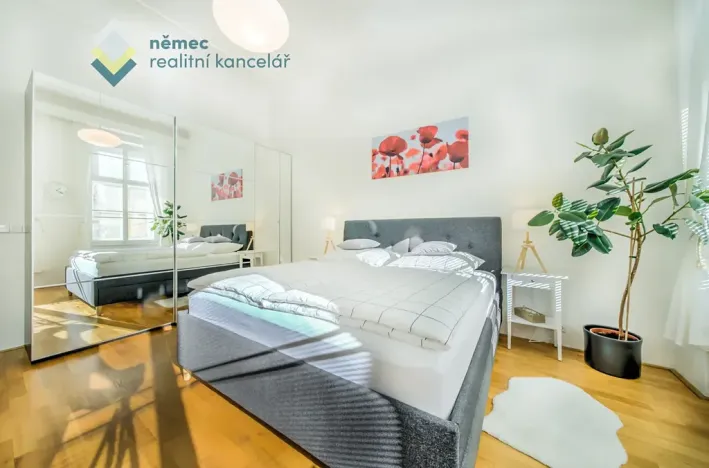 Pronájem bytu 3+1, Praha - Vinohrady, Záhřebská, 106 m2