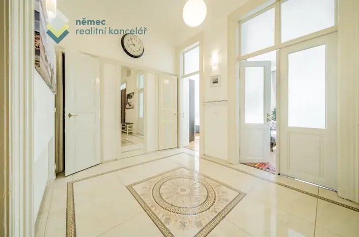 Pronájem bytu 3+1, Praha - Vinohrady, Záhřebská, 106 m2