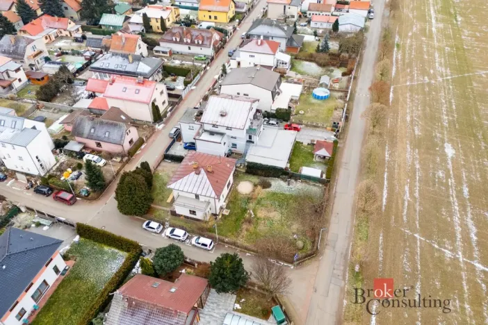 Prodej pozemku pro bydlení, Praha - Lipence, Spotřebitelská, 345 m2