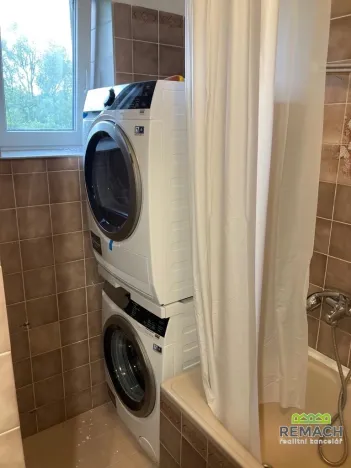 Pronájem rodinného domu, Zlechov, 180 m2