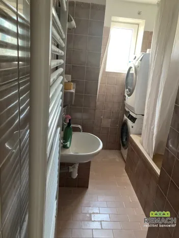 Pronájem rodinného domu, Zlechov, 180 m2