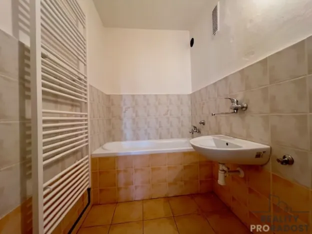 Prodej bytu 3+1, Hodonín, Erbenova, 85 m2