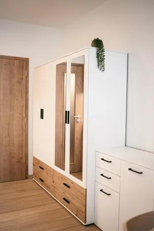 Pronájem bytu 1+kk, Jaroměř, Josefa Šímy, 36 m2