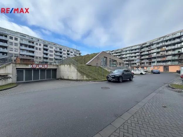 Pronájem garážového stání, Olomouc, Camilla Sitteho, 17 m2