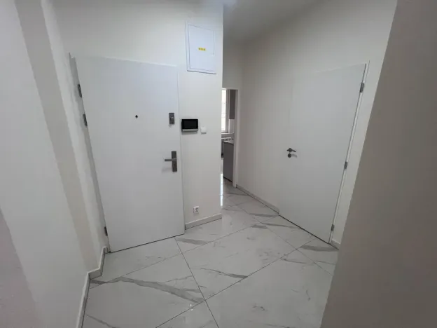 Prodej bytu 2+1, Karlovy Vary, Koptova, 74 m2